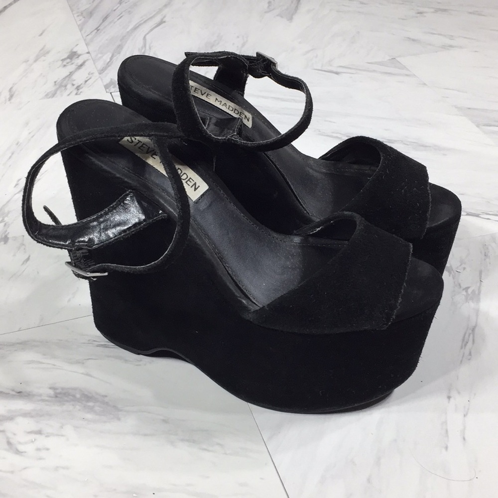 ⭐️ 6M STEVE MADDEN VINTAGE PLATFORM HEELS